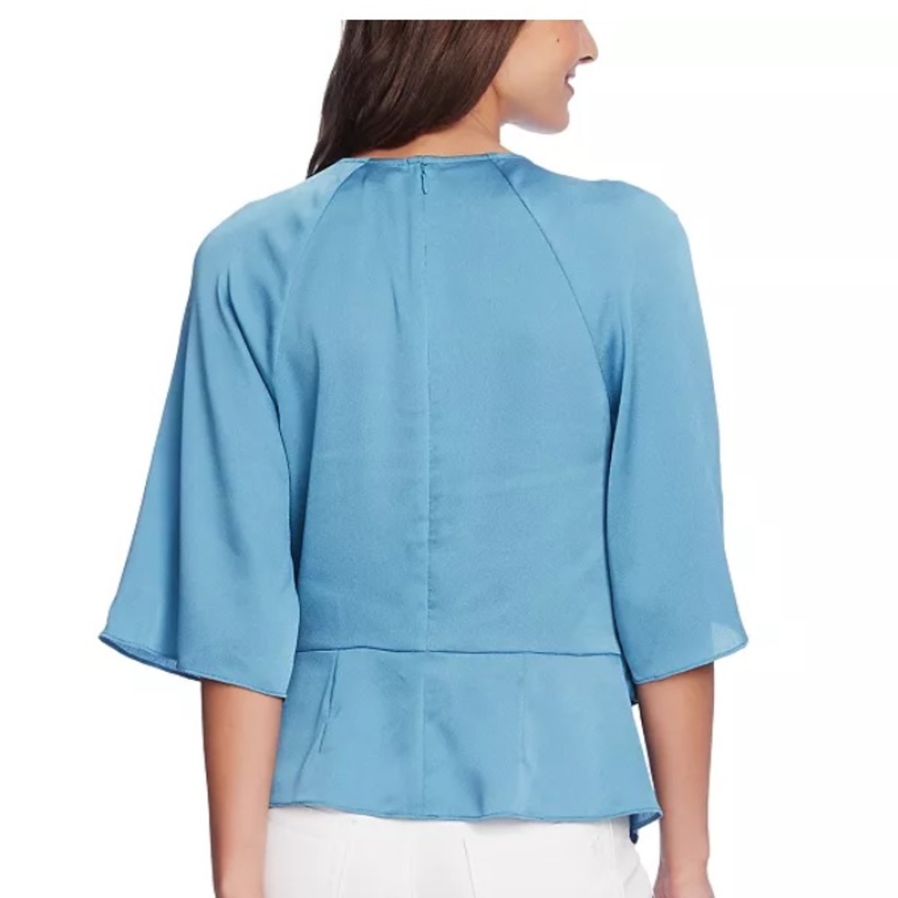 VINCE CAMUTO TIE FRONT TOP - Picture 2 of 6